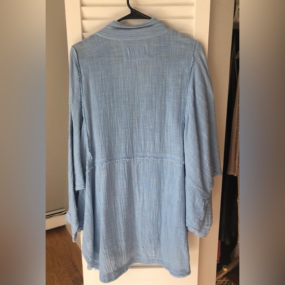 FP We The Free Oversized Cotton Button Down Shirt size LG EUC - Picture 4 of 11